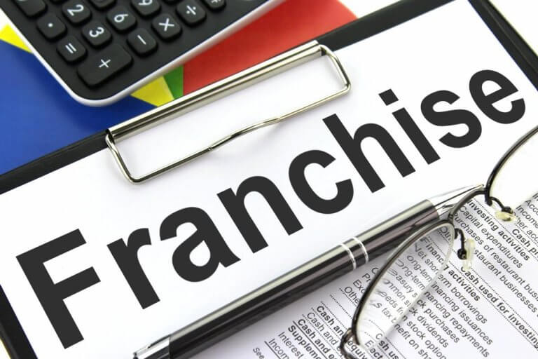 [FRANCHISE TIPS] 4 Things To Know Before You Invest In Franchises